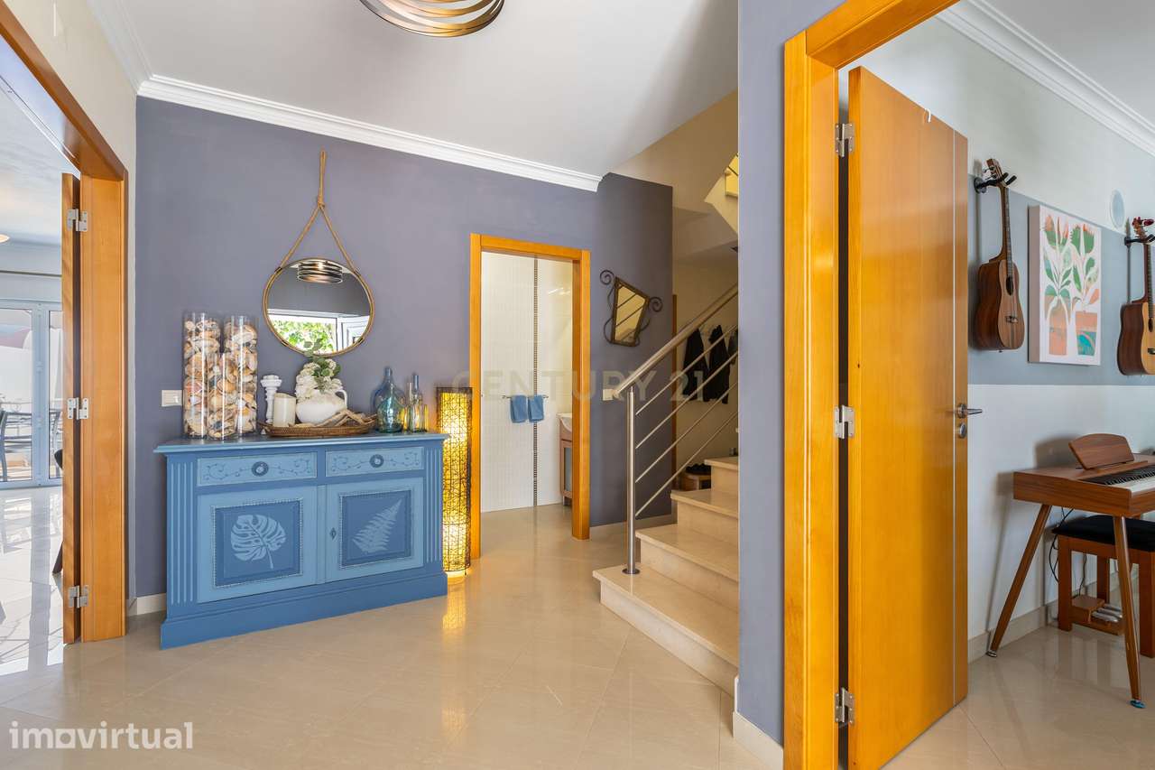 Magnífica moradia T3 + 1 localizada na prestigiada área da Quinta da P - Grande imagem: 3/49