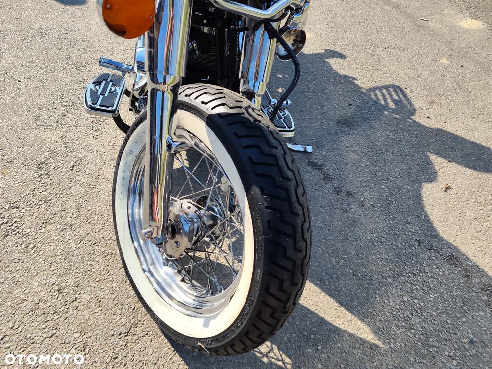 Harley-Davidson Softail Heritage Classic - 26