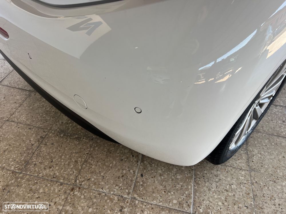 Peugeot 208 1.2 PureTech Style - 10