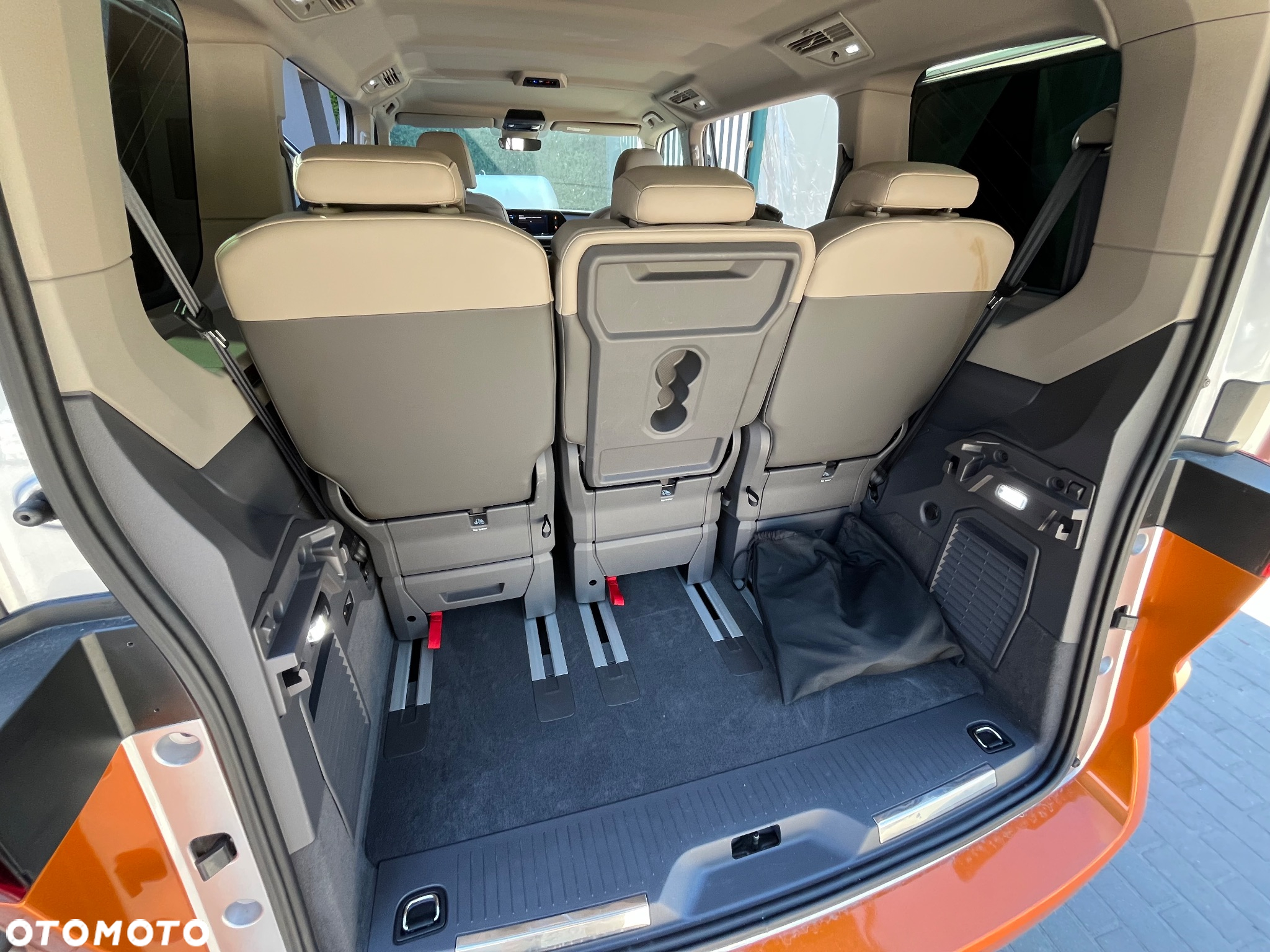 Volkswagen Multivan 1.4 TSI eHybrid PHEV L1 Style DSG - 18