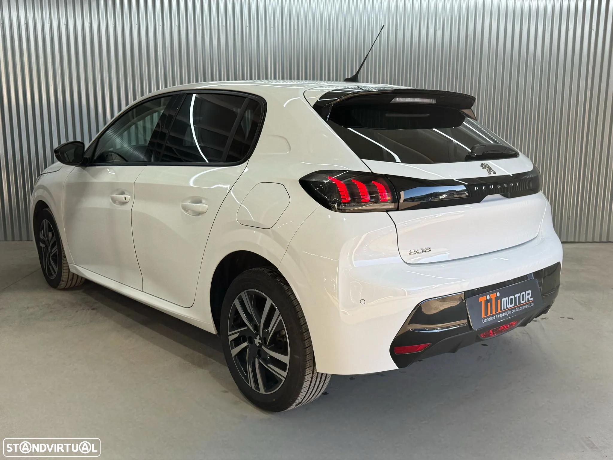 Peugeot 208 1.5 BlueHDi Allure - 4