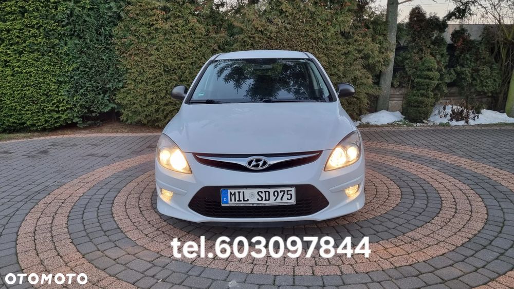 Hyundai i30 1.4 Blue Comfort - 32