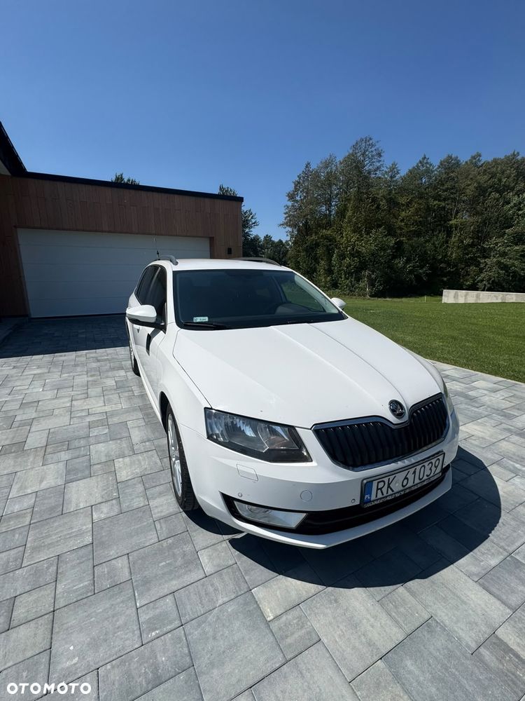 Skoda Octavia 1.4 TSI Ambition DSG - 4