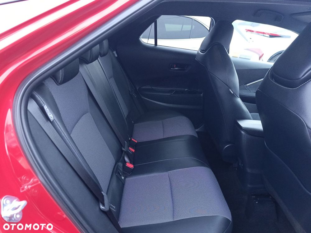 Toyota C-HR 2.0 Hybrid Dynamic Force Executive - 20