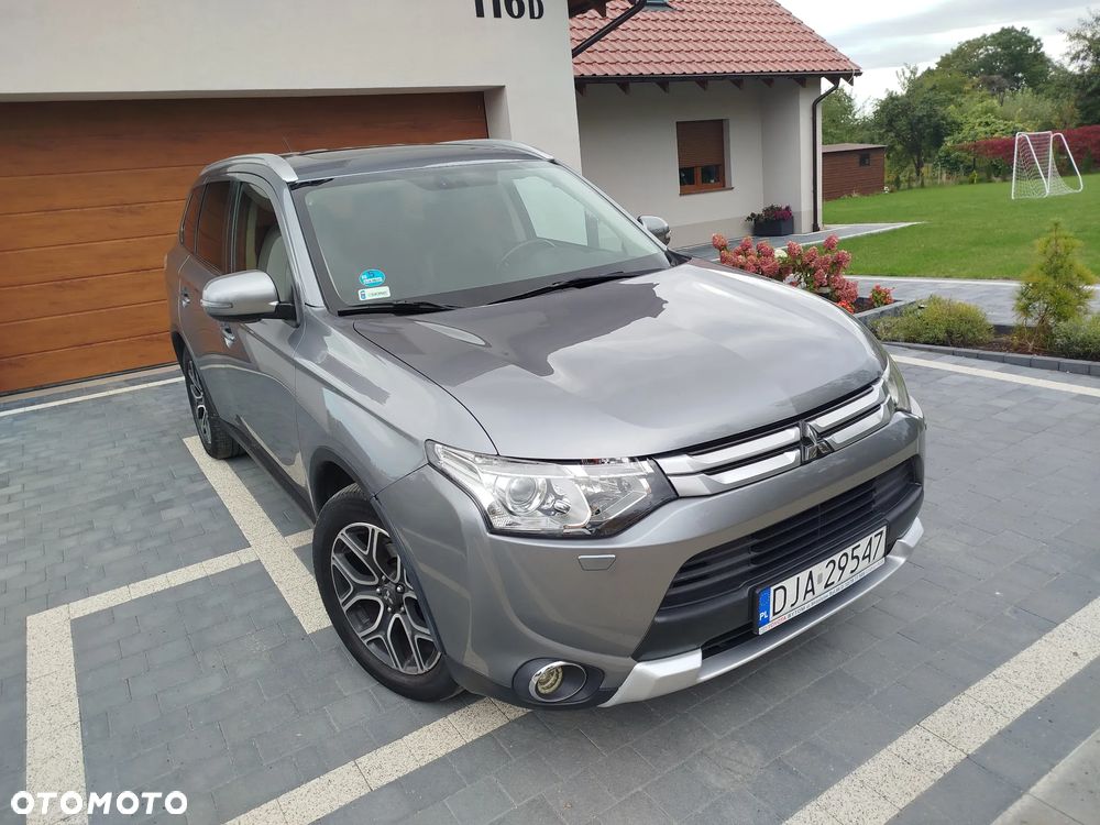Mitsubishi Outlander 2.2 DID Intense + 4WD - 1