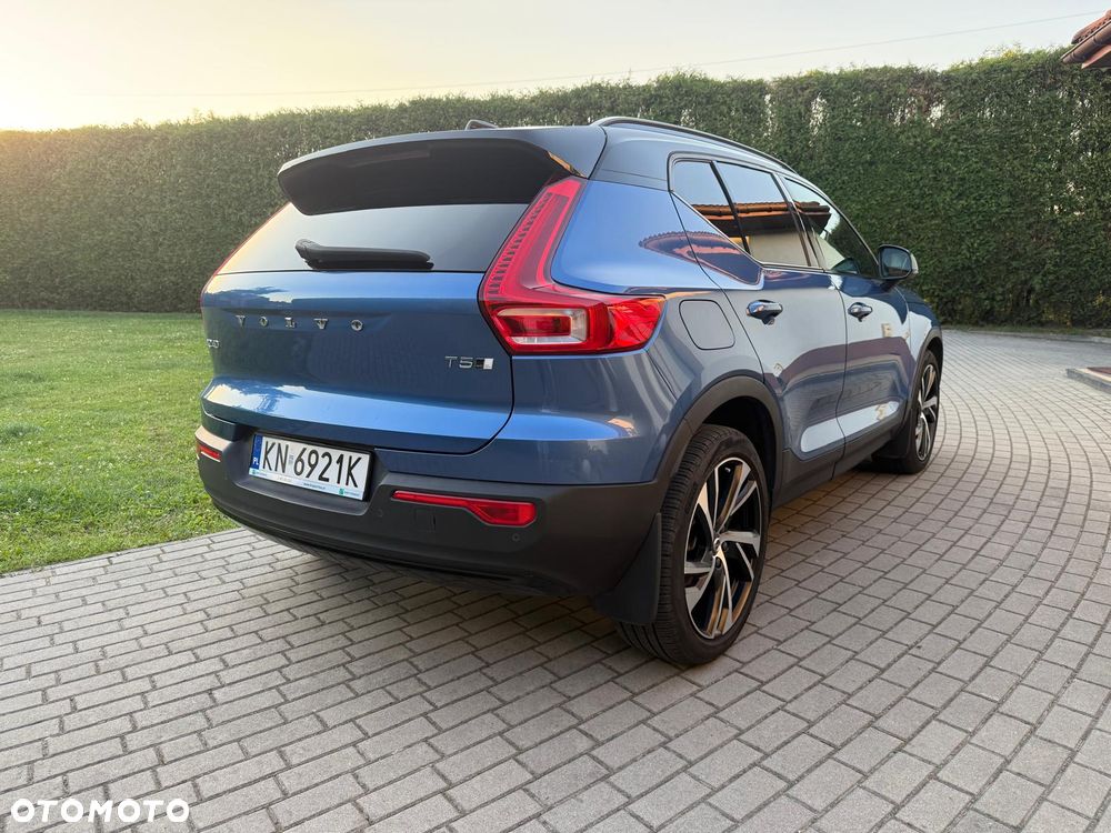 Volvo XC 40 T5 AWD R-Design - 7