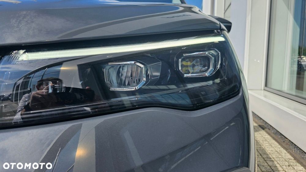 Volkswagen Tiguan - 13