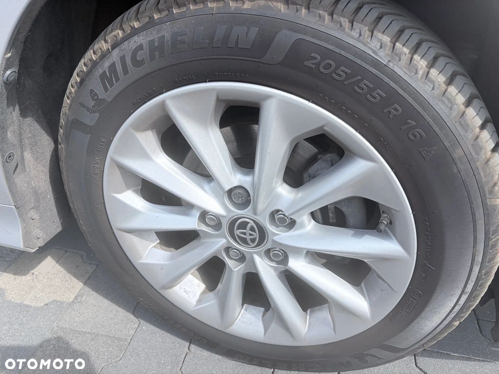 Toyota Corolla 1.8 Hybrid GPF Comfort - 9