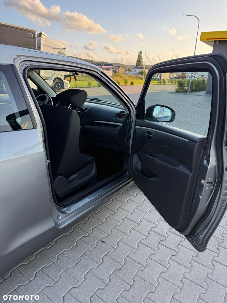 Suzuki Swift - 5