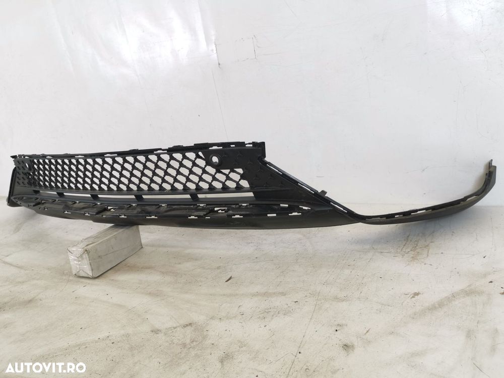 Grila Inferioara Bara Fata GLC X253 AMG 2022-2024 Mercedes-Benz GLC 1 - 3