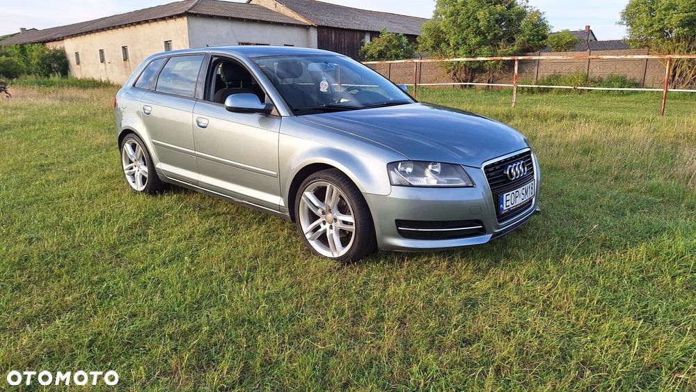 Audi A3 Sportback - 3
