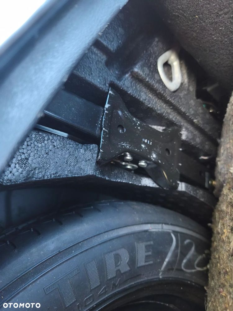 Nissan Qashqai+2 1.6 dCi DPF Start/Stop tekna - 19