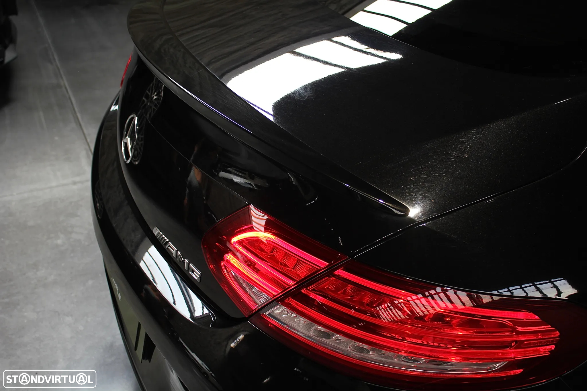 Mercedes-Benz C 300 Coupe 9G-TRONIC Night Edition - 25