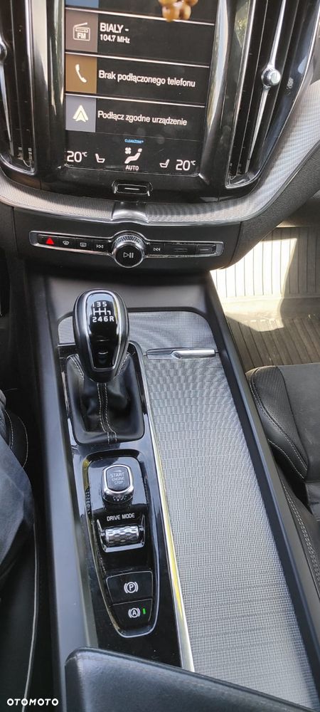 Volvo XC 60 D3 R-Design - 10