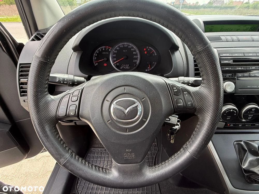 Mazda 5 - 24