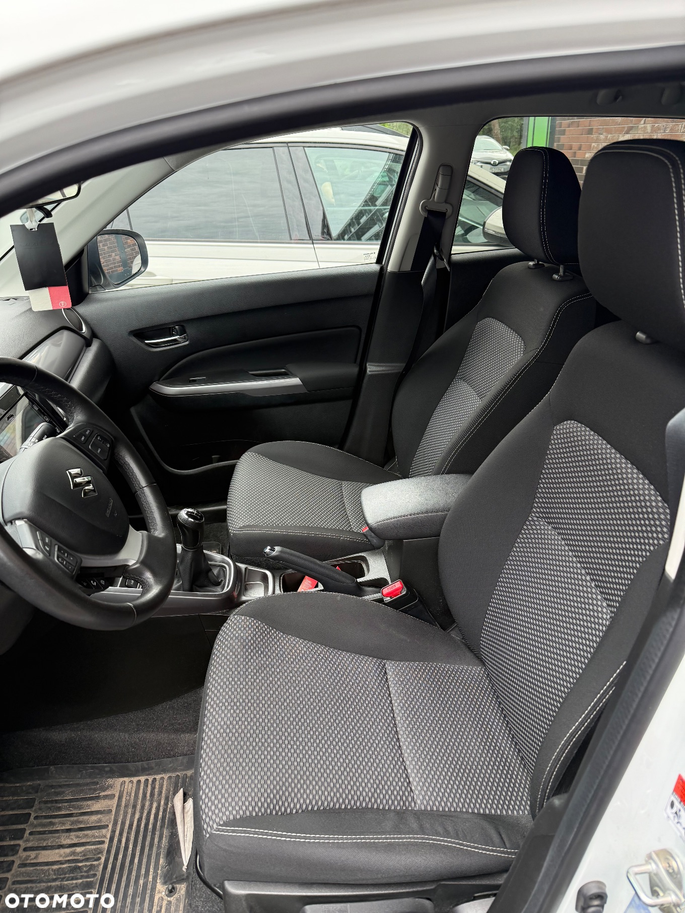 Suzuki Vitara 1.0 Boosterjet Premium 2WD - 11