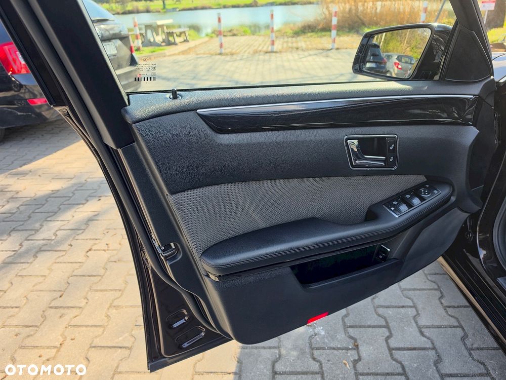Mercedes-Benz Klasa E 250 CDI DPF BlueEFFICIENCY Avantgarde - 18