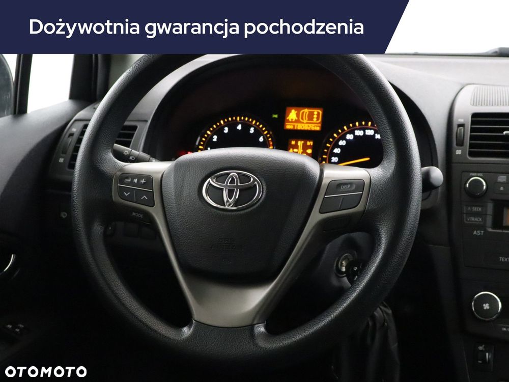 Toyota Avensis - 21