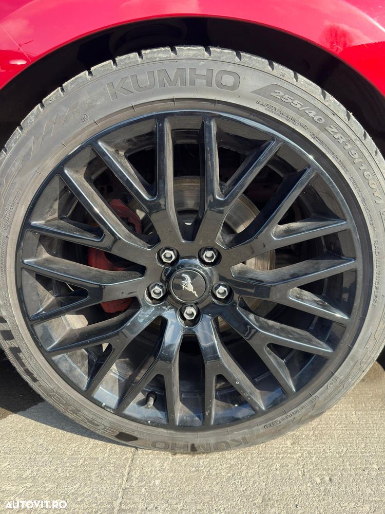 Ford Mustang 2.3 Eco Boost Aut. - 3