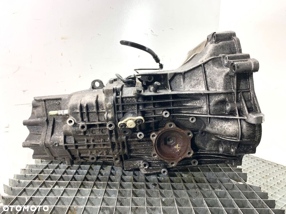 SKRZYNIA BIEGÓW  AUDI A4 B6 Avant (8E5) 2000 - 2005 1.9 TDI 96 kW [130 KM] olej napędowy 2001 - - 4