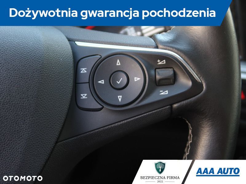 Opel Insignia - 21