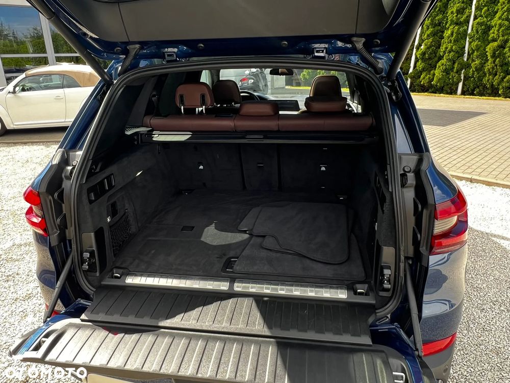 BMW X5 xDrive45e - 17