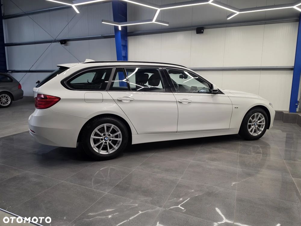 BMW Seria 3 316i Sport Line - 16