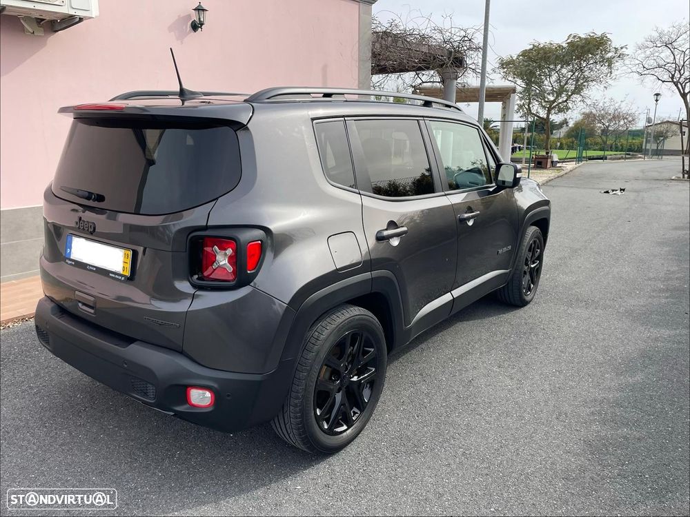 Jeep Renegade 1.3 T Night Eagle DCT - 6