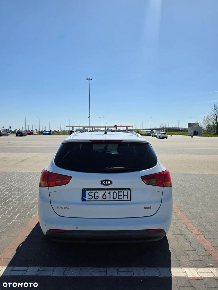 Kia Ceed 1.6 CRDi L DCT - 4