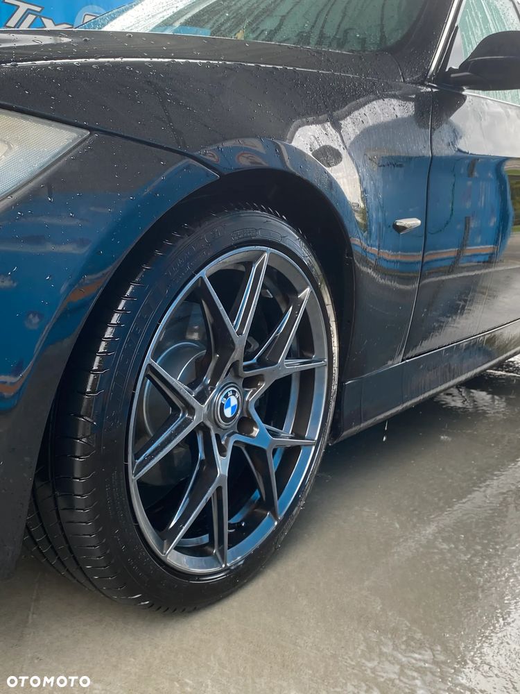 BMW Seria 3 325i - 10