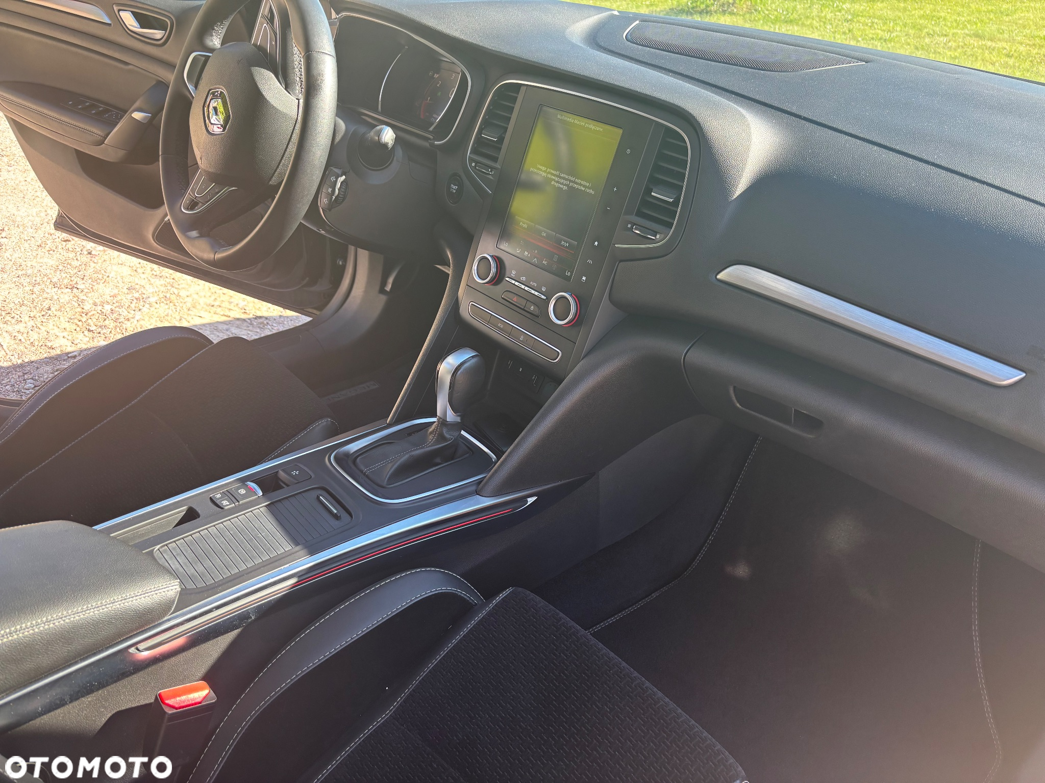 Renault Megane ENERGY TCe 130 EDC INTENS - 22