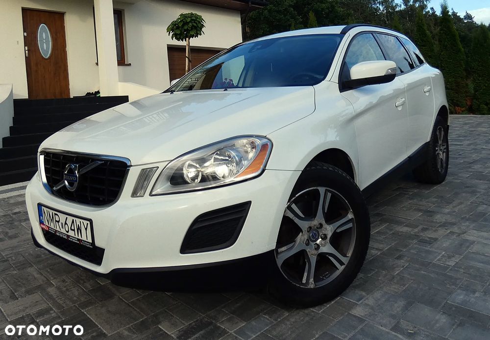 Volvo XC 60 2.4D AWD Momentum - 19