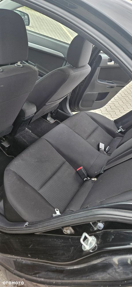 Mitsubishi Lancer 1.8 Invite - 8