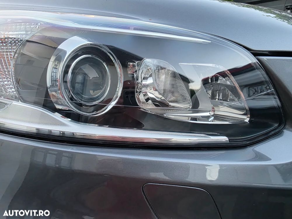 Volvo XC 60 D5AWD R-Design - 39