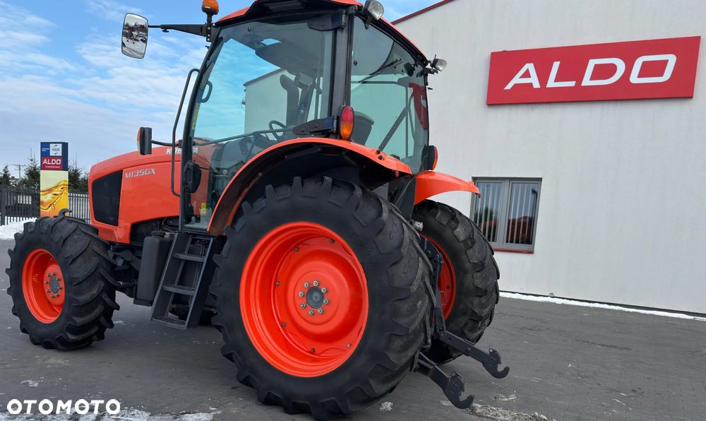 Kubota M135GX - 4