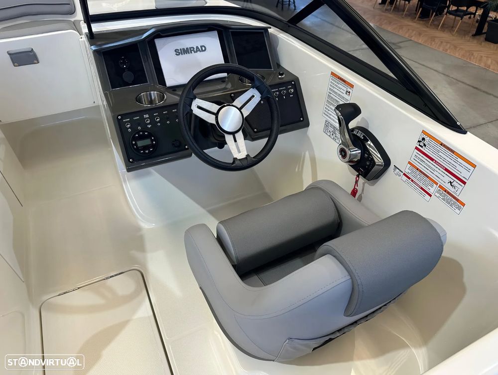 Bayliner VR6 OB - 26