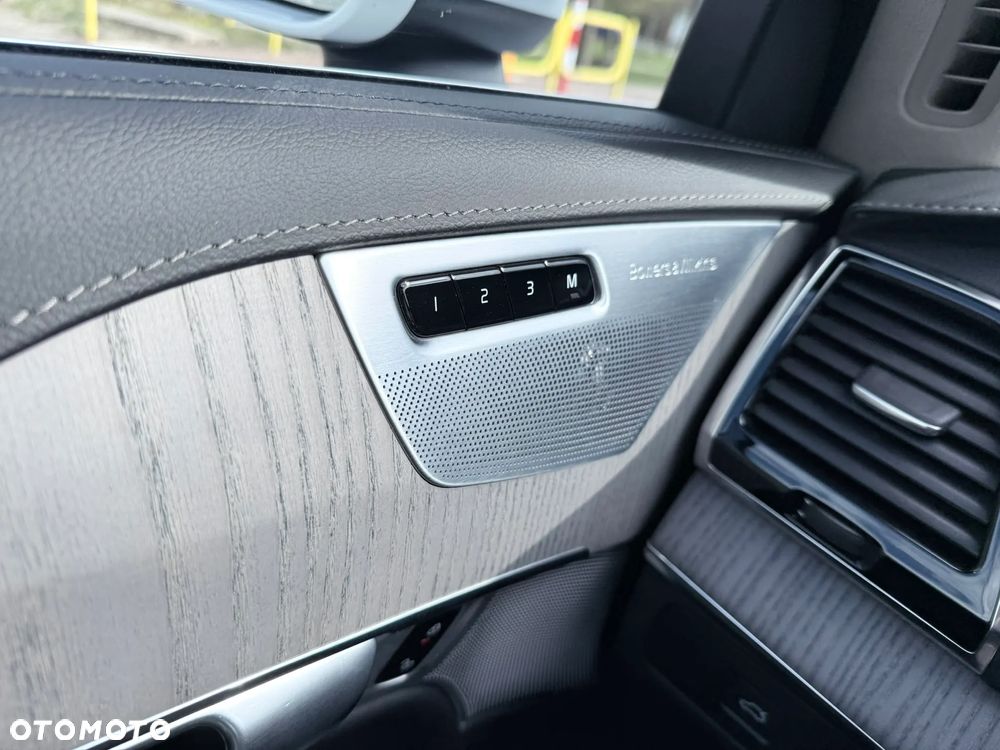 Volvo XC 90 B5 D AWD Ultimate Bright 7os - 23