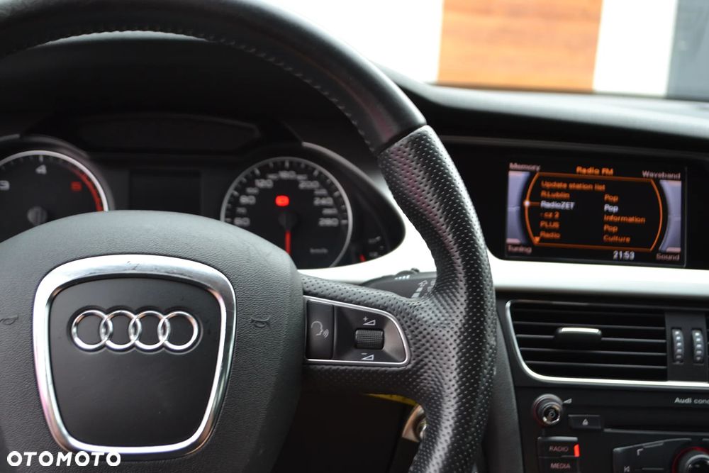 Audi A4 Avant - 27