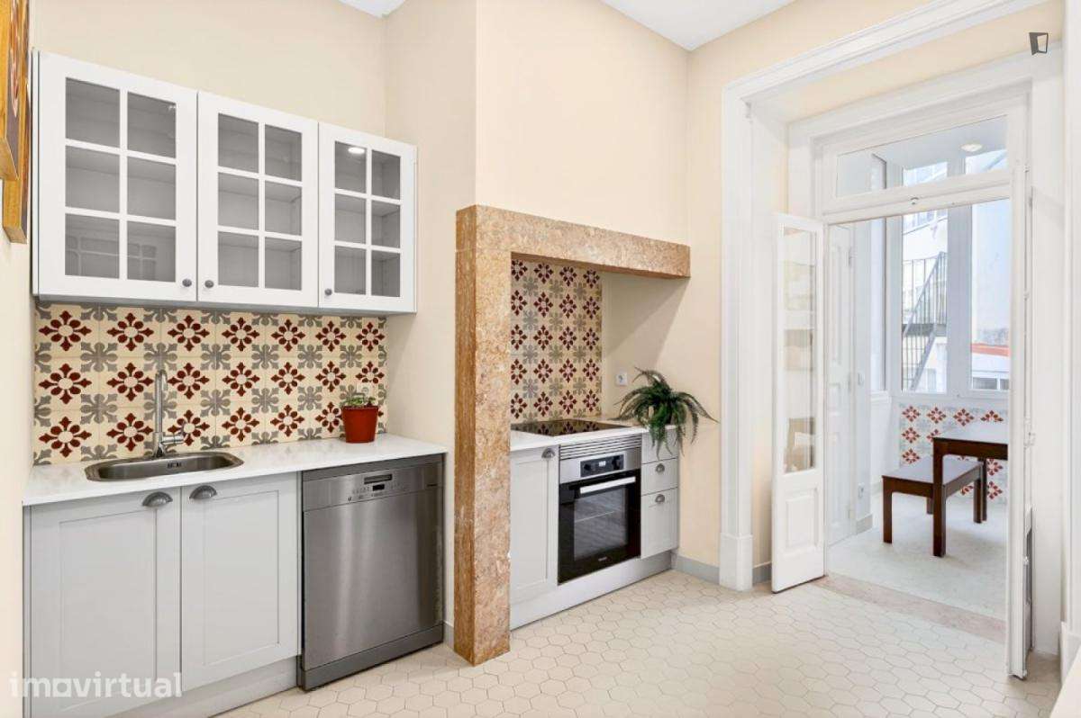 Quarto - localizado em Marquês de Pombal Lisbon - Grande imagem: 2/23