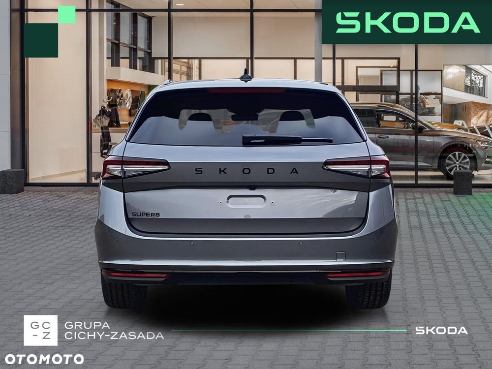Skoda Superb 2.0 TSI Sportline DSG - 4
