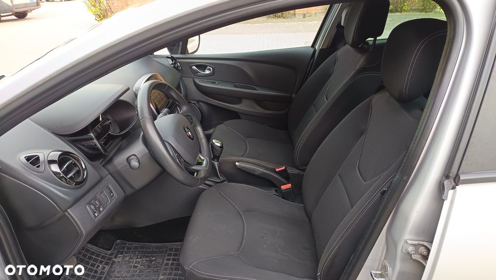 Renault Clio - 6