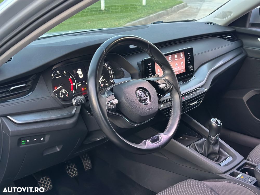 Skoda Octavia 1.5 TSI Ambition - 6