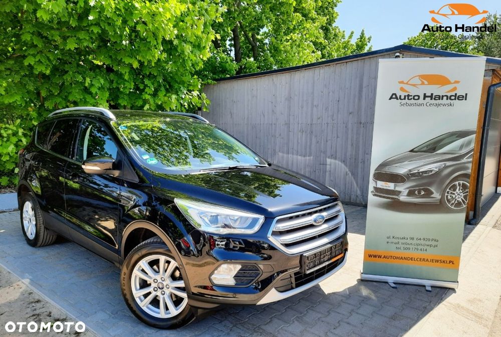 Ford Kuga 1.5 EcoBoost 2x4 Titanium - 2