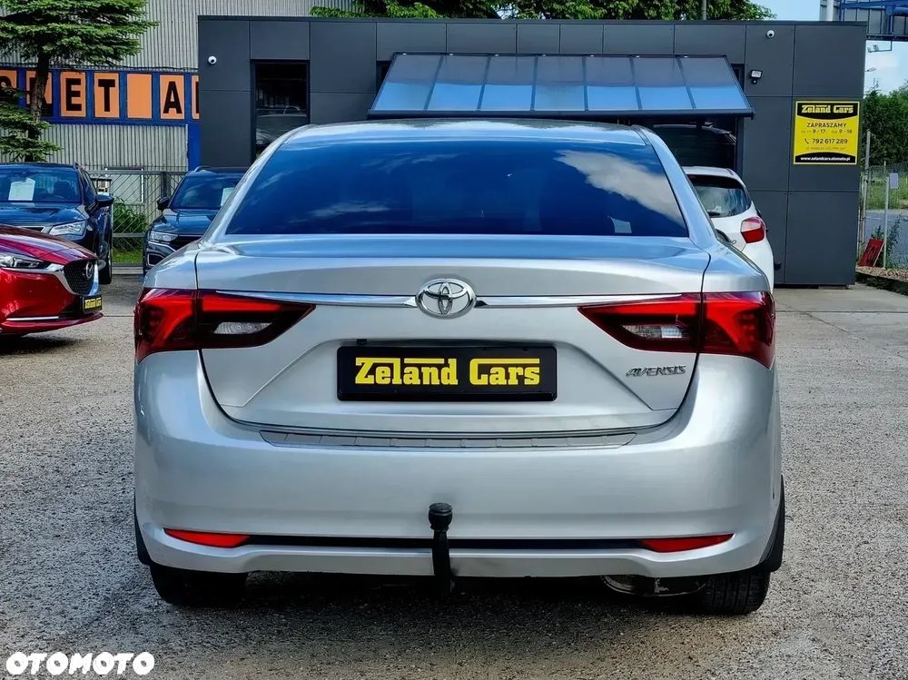 Toyota Avensis 1.8 Prestige - 6