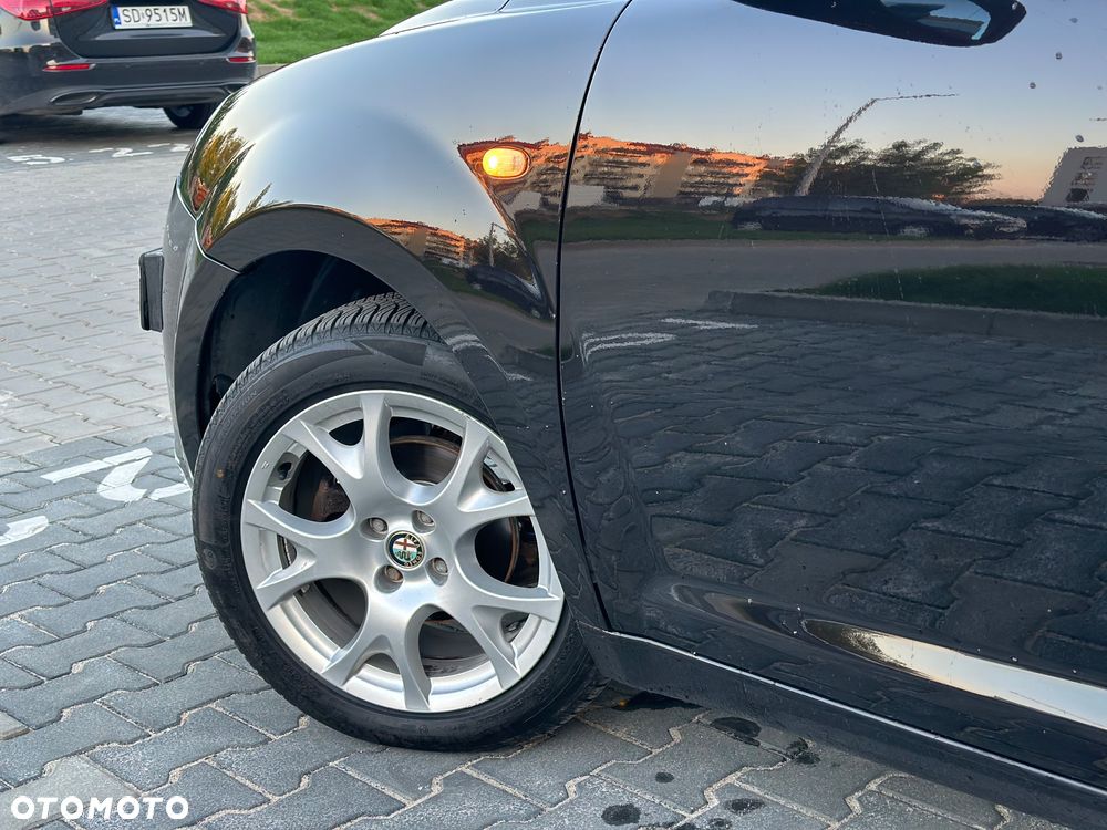 Alfa Romeo Mito 1.4 16V - 13