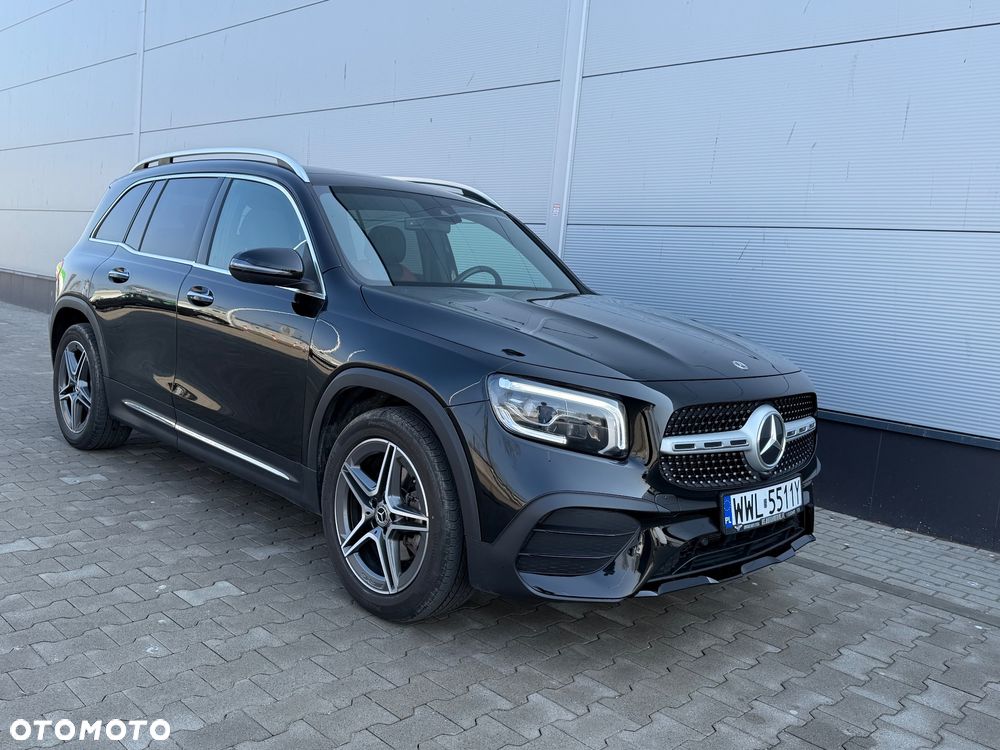 Mercedes-Benz GLB - 16