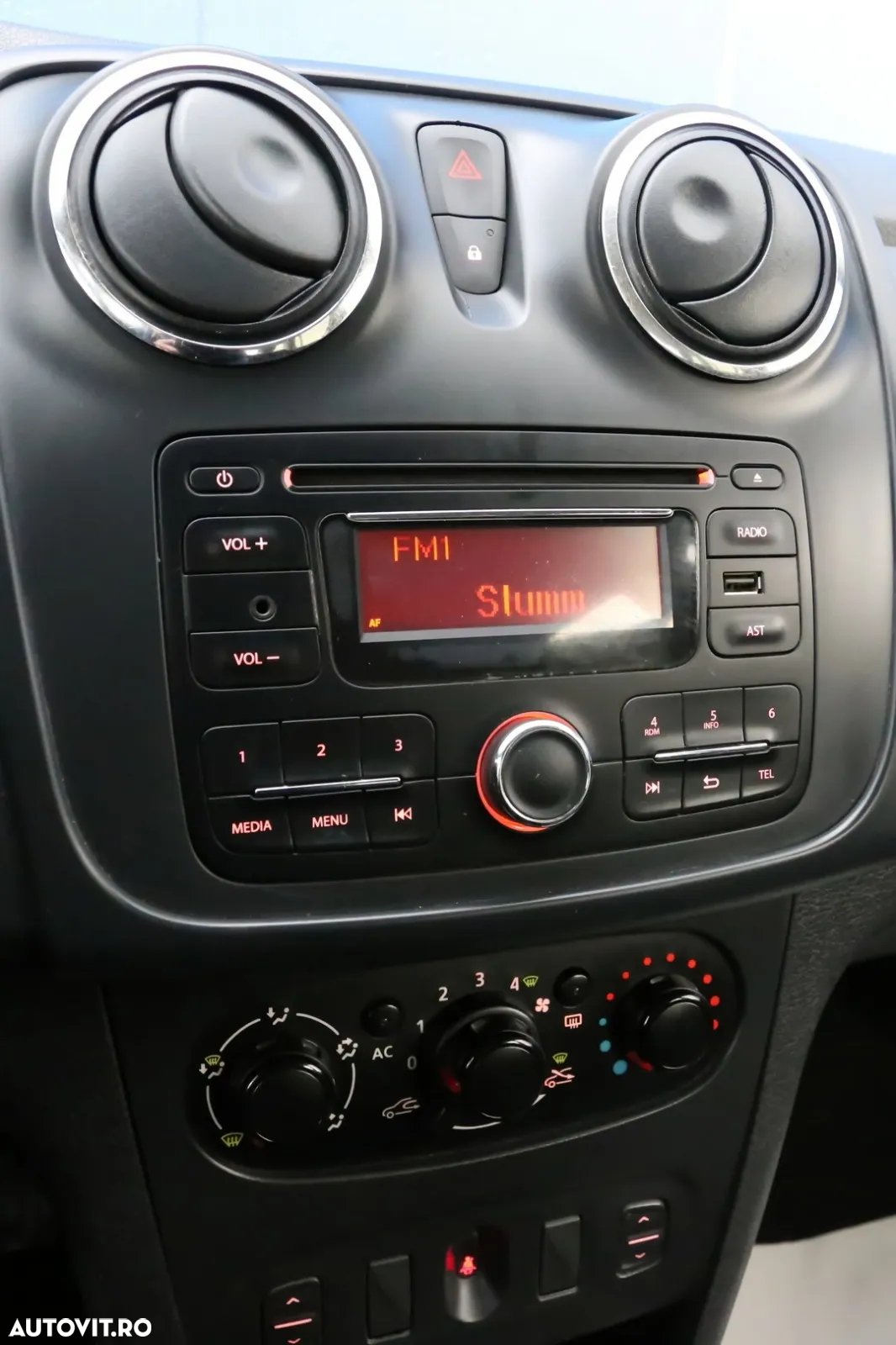 Dacia Logan MCV 1.2 Laureate - 20