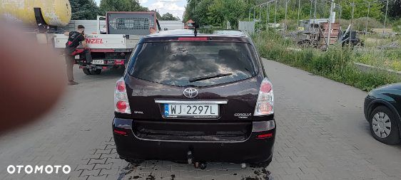 Toyota Corolla Verso 1.8 Prestige + 7os MM - 2