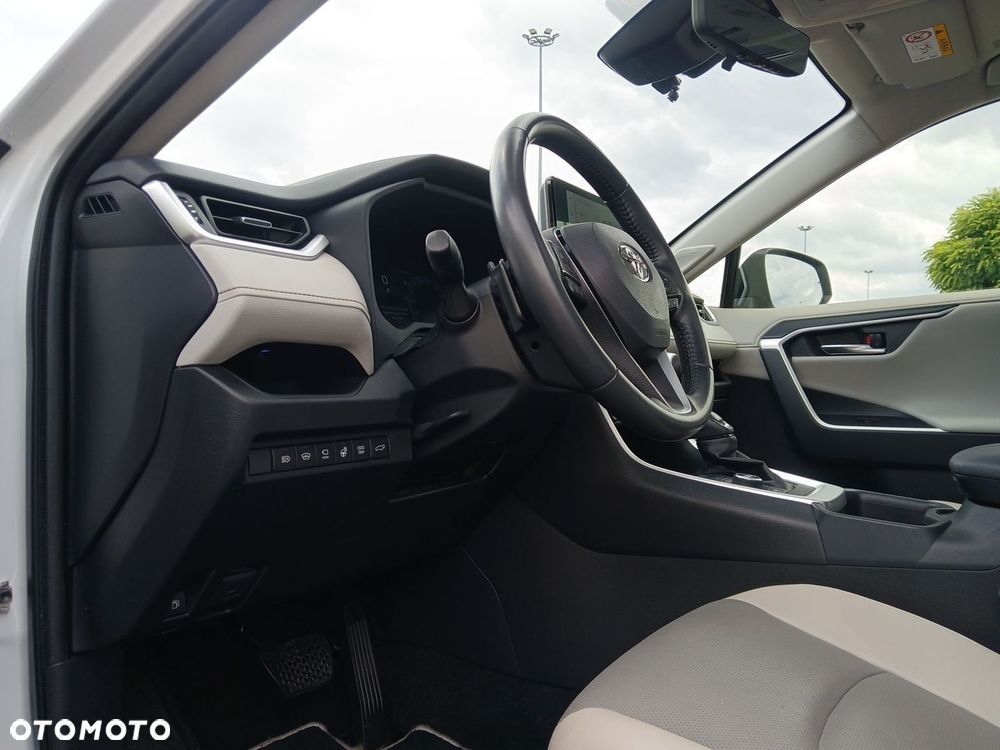 Toyota RAV4 - 20