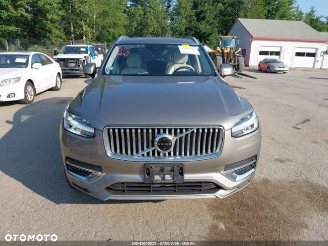 Volvo XC 90 - 2